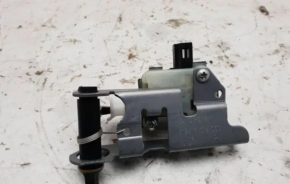 Land Rover Range Rover L322 Tailgate/trunk/boot lock/catch/latch 7016050
