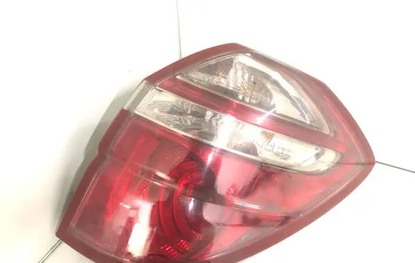 Subaru Legacy Rear/tail lights 22020952
