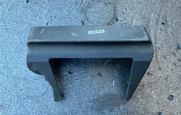 Nissan Patrol 260 Steering wheel column trim 48471-G9800