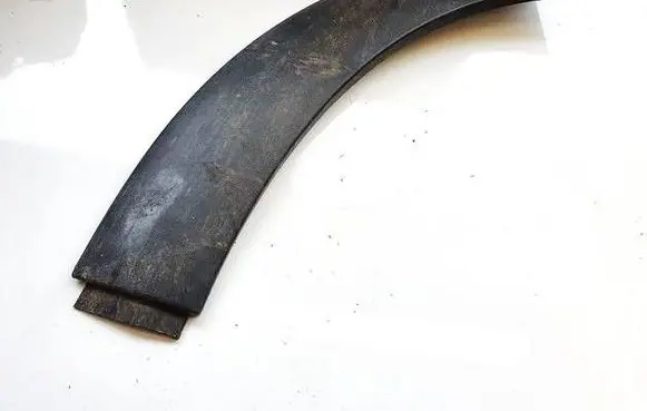 Front arch trim