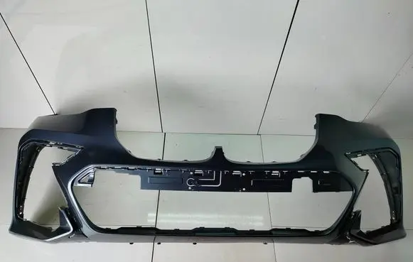 BMW X7 G07 Front bumper 8069886