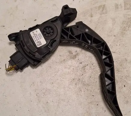 Audi A4 S4 B8 8K Accelerator throttle pedal 8K1721523 6PV00950500 08042008