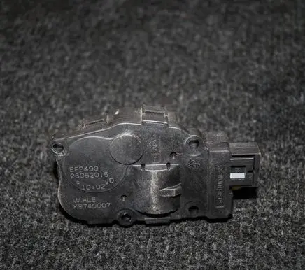 BMW 6 F12 F13 Air flap motor/actuator