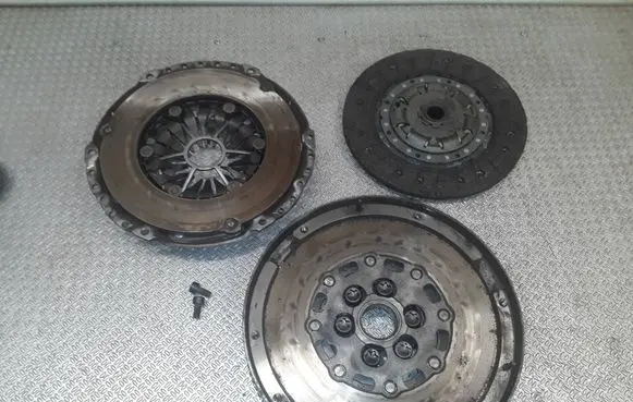 Opel Vectra C Clutch set kit 324039410 124035110