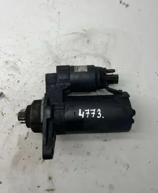 Volkswagen Caddy Starter motor 02Z911023FX