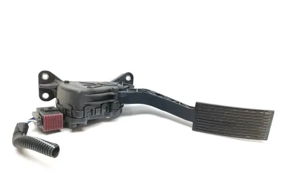 Nissan Navara D23 Accelerator throttle pedal 180024KJ0A 6PV93390113