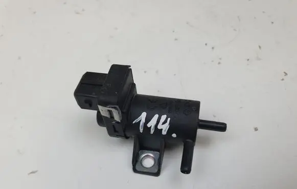 Nissan Qashqai Vacuum valve 8200762162