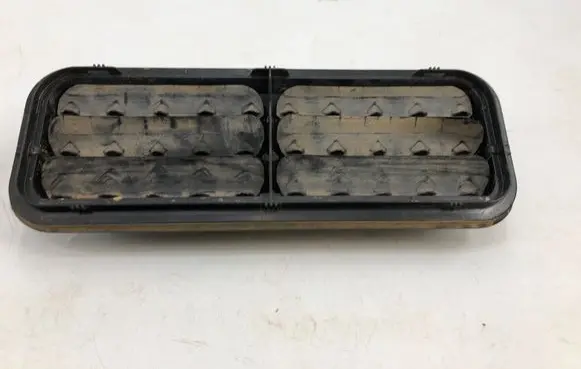 Mercedes-Benz GLC C254 Quarter panel pressure vent 