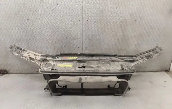 Volvo V70 Top upper radiator support slam panel 30734536