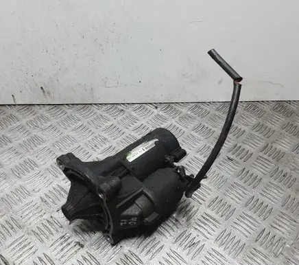 Peugeot 406 Starter motor D6RA661 06F70594