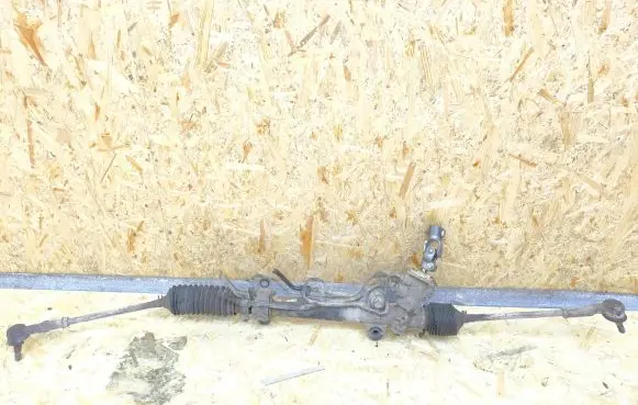 Mazda 323 F Steering rack 8917759