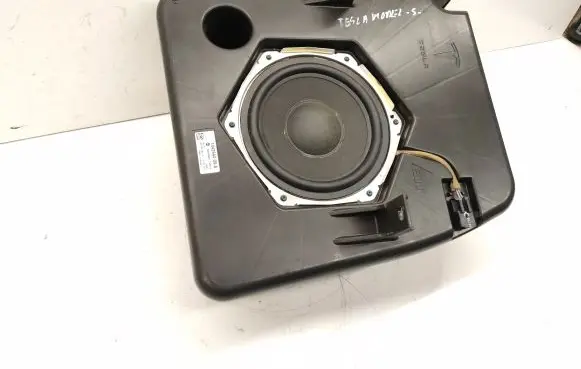 Tesla Model S Subwoofer speaker 104254400A