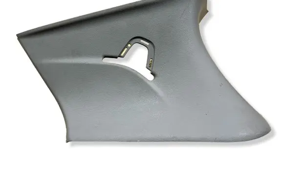 Chrysler Pacifica (D)pillar trim (top) 5RJ16PD2AE DPLLK028