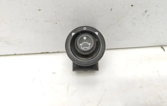 Ford Focus Wing mirror switch 93B617B676BA