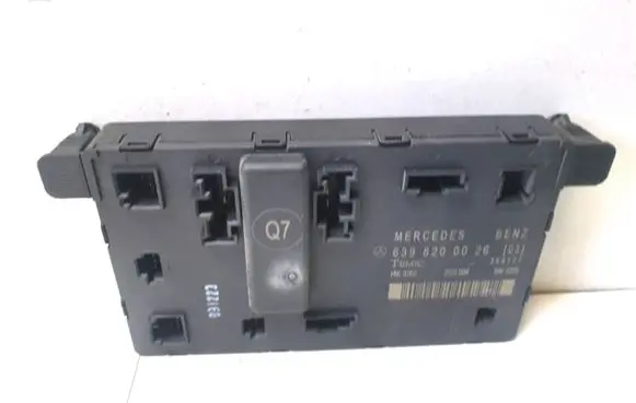 Mercedes-Benz Vito Viano W639 Door control unit/module 6398200026