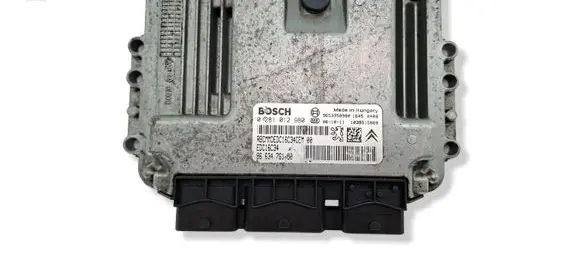 Citroen C4 I Engine control unit/module 9663476180 0281012980