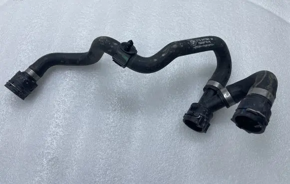 BMW i4 Engine coolant pipe/hose 8477901 162697