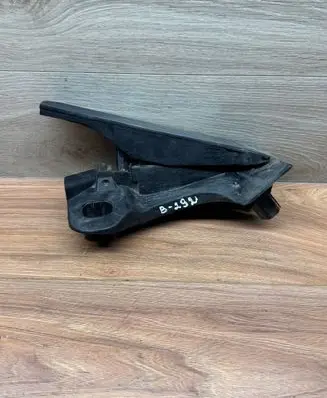 Volkswagen Touran II Accelerator throttle pedal 6510300101 040510 1T1723503J