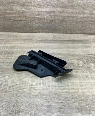 Volkswagen Golf Plus Front bumper mounting bracket 5M0807183 5M0807049 5M0807935