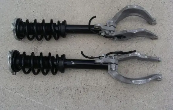 Volvo XC90 Front shock absorber/damper 31360635