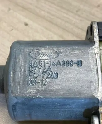 Ford Fiesta Front door window regulator motor 0130822404 8a6114a389b