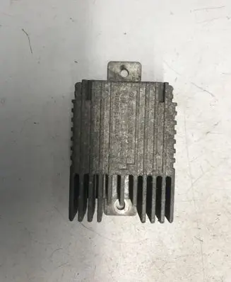 Mercedes-Benz A W168 Coolant fan relay A0275458032