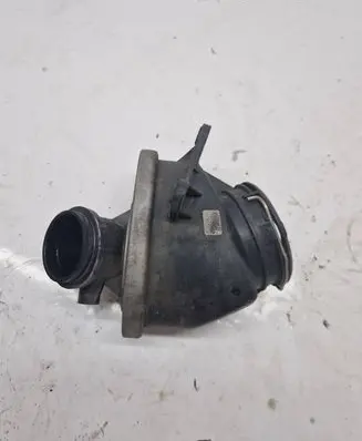 Intake resonator