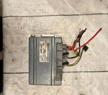 Land Rover Discovery Transfer box differential control unit Nnw500440