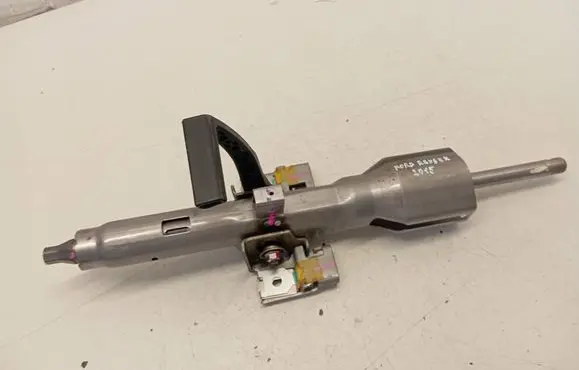Steering wheel axle set
