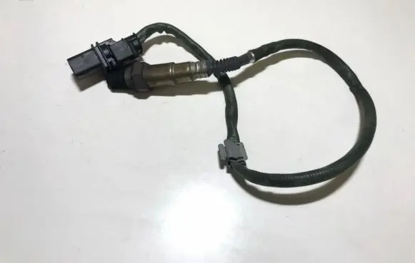 Mercedes-Benz E W212 Lambda probe sensor 0258017108 0258017109