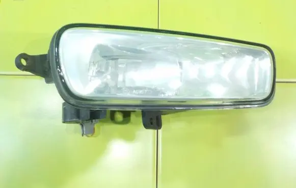 Ford Focus Front fog light 90041463 PRAWY