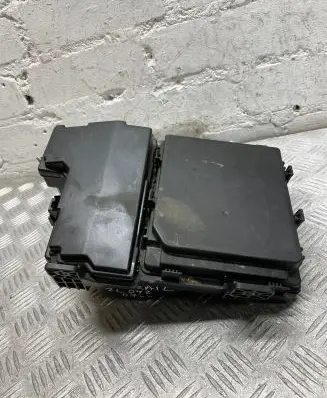 Nissan X-Trail T31 Fuse box set