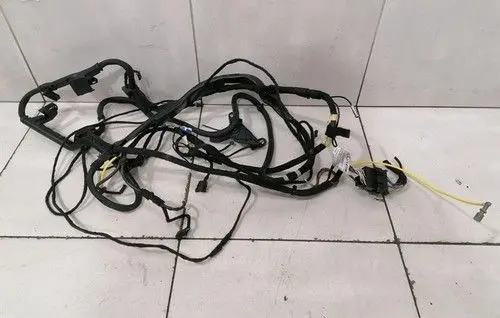 Mercedes-Benz SL R230 Front door wiring loom/harness boot A2305404810