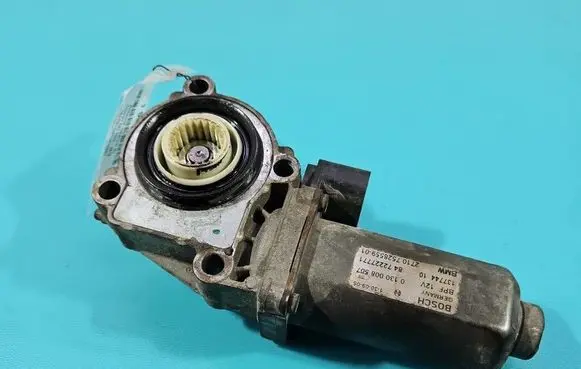 BMW X3 E83 Front gearbox reducer motor 7528559 IMPRK1559755