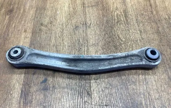 Volkswagen Touareg II Rear control arm 7L0505376A