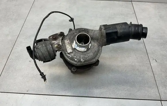 Audi A4 S4 B8 8K Turbo 03L145721B