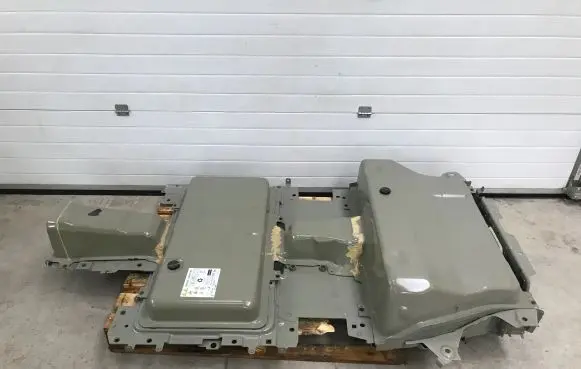 Opel Mokka B Hybrid / electric car battery 9853117180