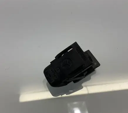 Mercedes-Benz E W211 Windshield washer spray nozzle A2118601347 2118601347