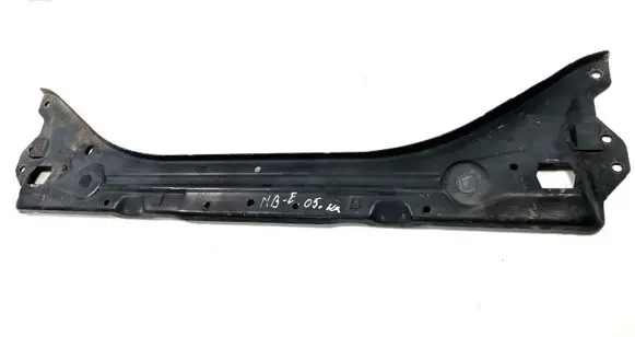 Mercedes-Benz E W211 Top upper radiator support slam panel