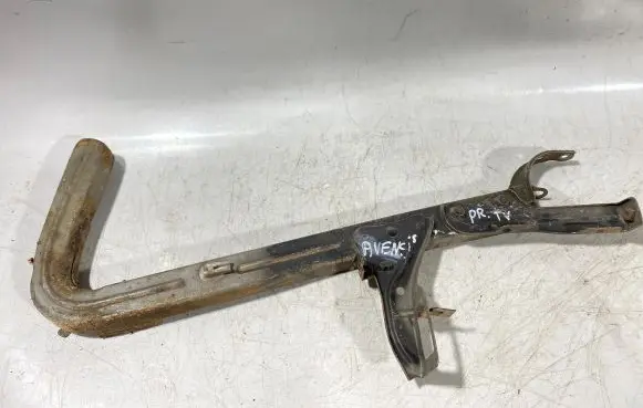 Top upper radiator support slam panel