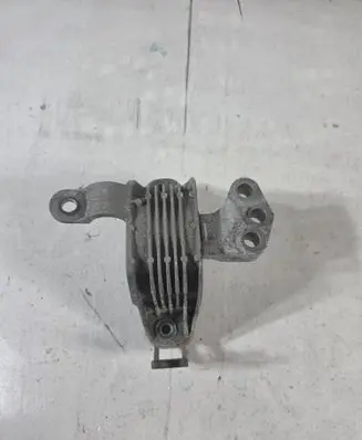 Opel Astra J Gearbox mounting bracket 13347450