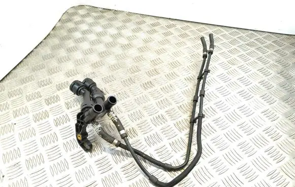 Audi A6 S6 C7 4G Engine coolant pipe/hose 04L122157AC