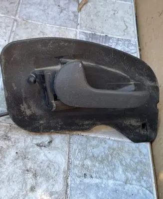 Opel Combo C Front door interior handle 13104263G 13104265P