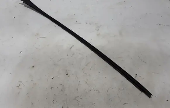 Ford Fiesta Windshield trim H1BBA03178AE