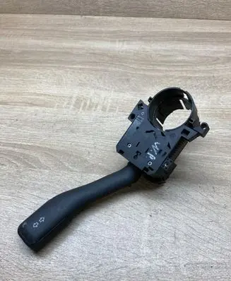 Volkswagen Golf IV Indicator stalk 286058