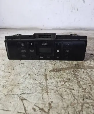 Audi A4 S4 B5 8D Climate control unit 8D0820043M 5HB00790805 D540000