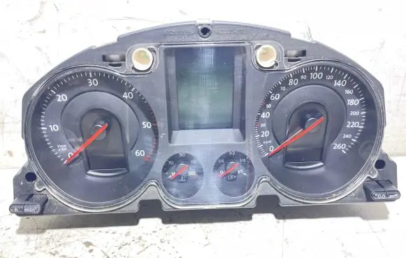 Volkswagen PASSAT B6 Speedometer (instrument cluster) A2C53194181