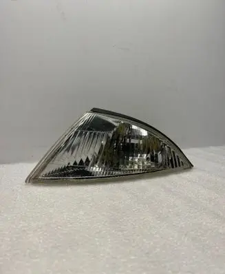 Mitsubishi Space Wagon Front indicator light MB952157 145733