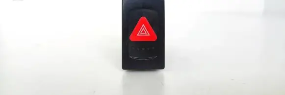 Volkswagen PASSAT B5.5 Hazard light switch 3B0953235D