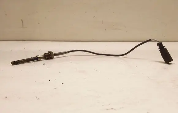 Audi A4 S4 B8 8K Exhaust gas temperature sensor 03L906088D